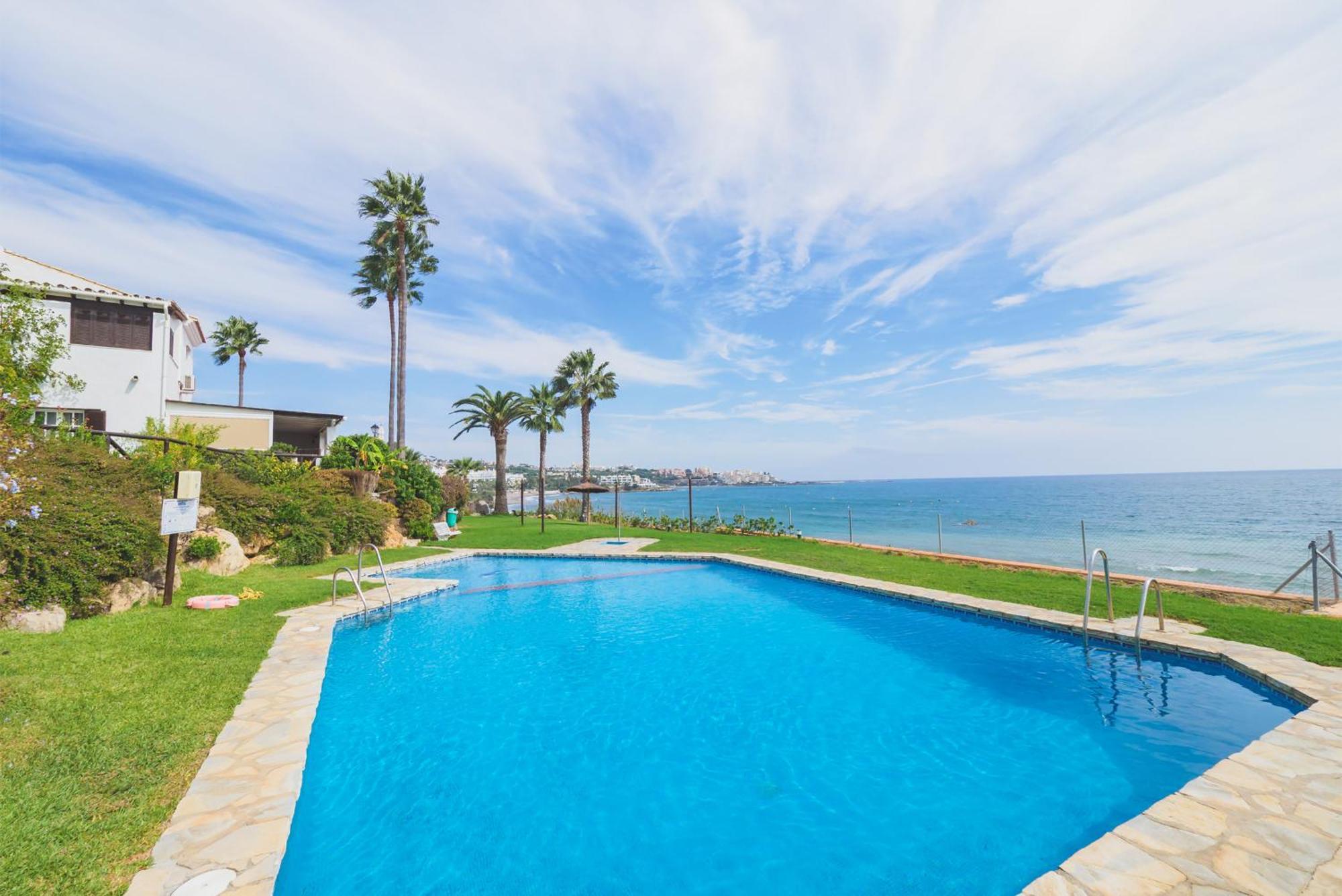 Estrella Del Mar Βίλα Εστεπόνα Εξωτερικό φωτογραφία